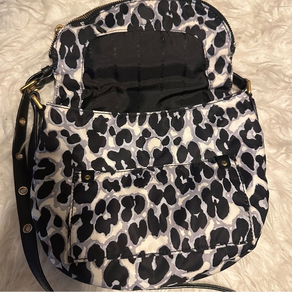 MARC BY MARC JACOBS crossbody 💜 - Picture 3 of 4